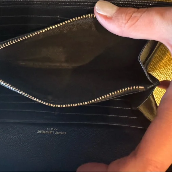 Yves Saint Laurent Cassandre Matelasse Large Flap Wallet in Grain Leather Navy - Picture 13 of 14